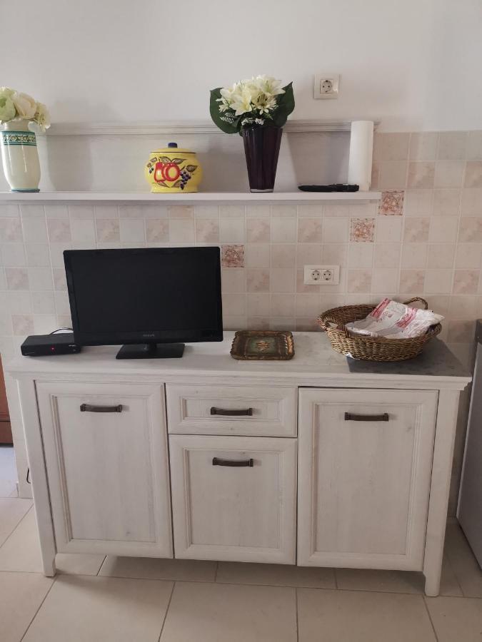 Apartment Martin - 10 Mt To The Beach Ρόβινι Εξωτερικό φωτογραφία