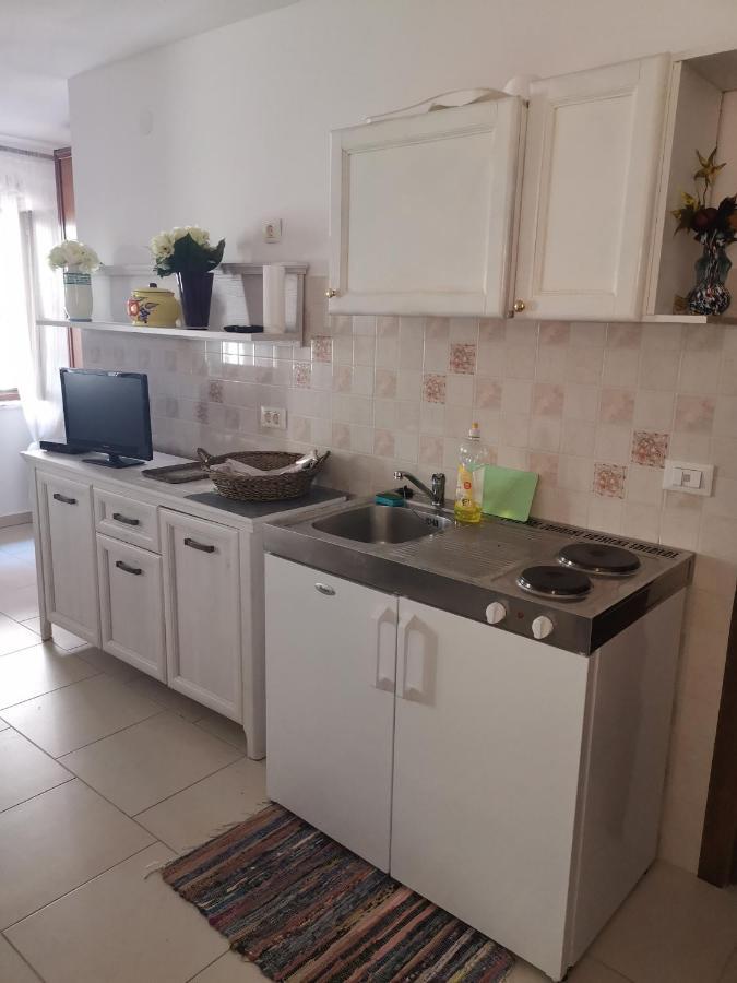 Apartment Martin - 10 Mt To The Beach Ρόβινι Εξωτερικό φωτογραφία